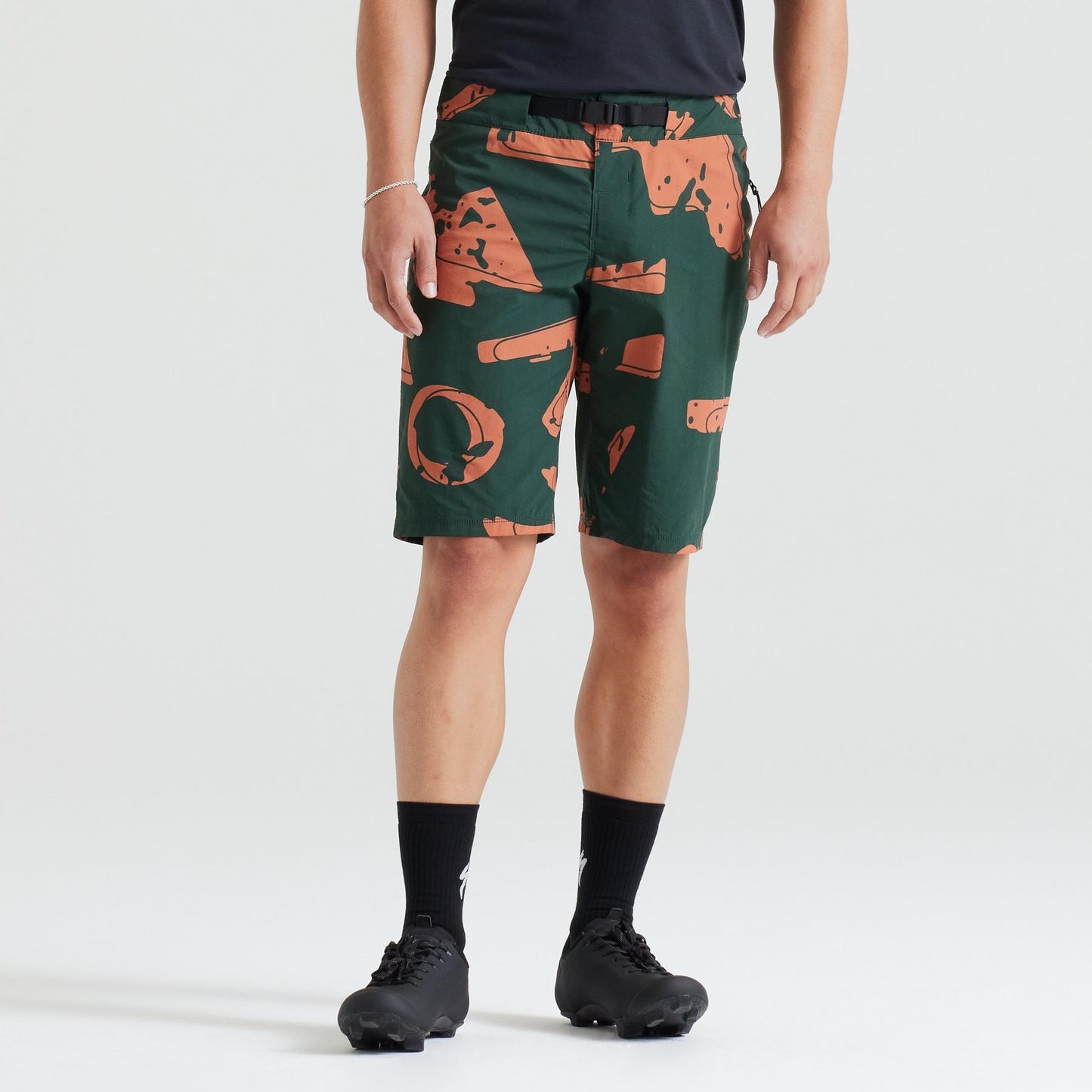 Men's ADV Air Shorts in Forest Green Approach
