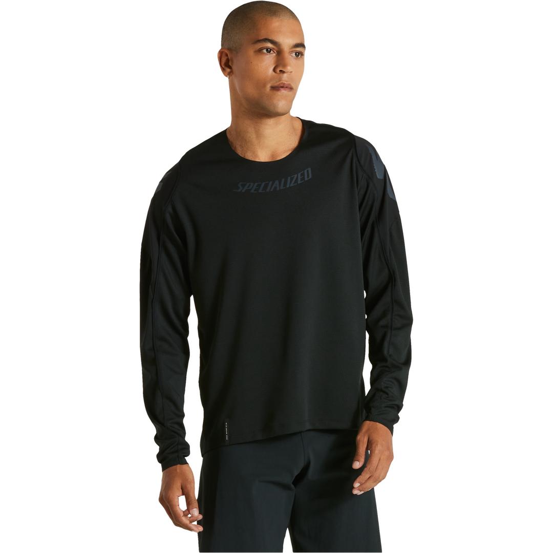 Gravity Long Sleeve Jersey in Black